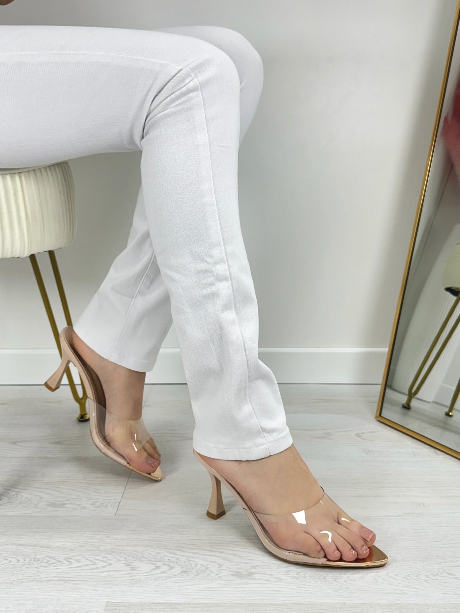 NIKA - Mules con tacco