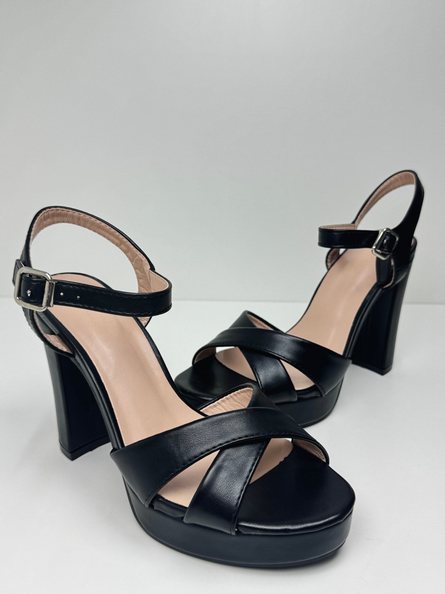 FREYA - Sandali con tacco