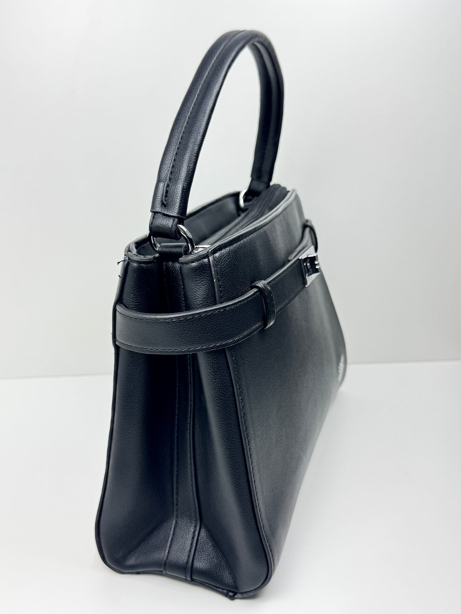 ONYX - Top Handle Bag