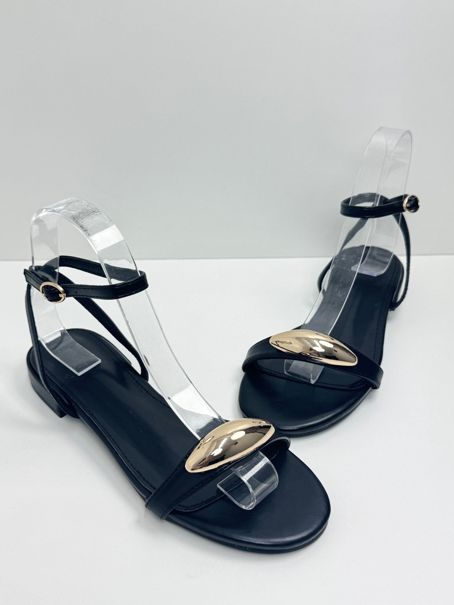 MIKI - Sandali bassi